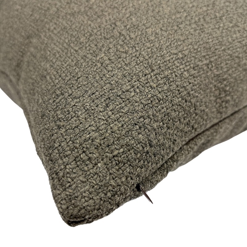 Duża brązowa poduszka pleciona LAS 60x60 cm.