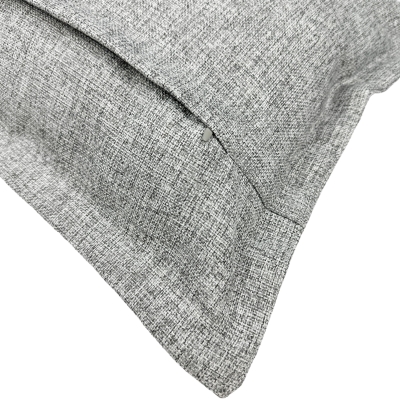 Szara poszewka na poduszkę z delikatnym splotem GRIS 45x45 cm - detal