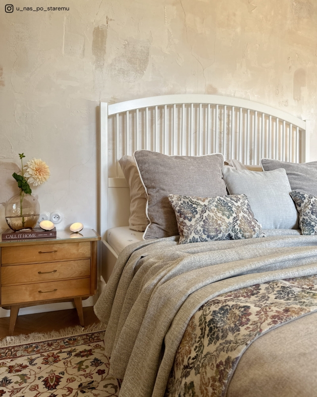 Dwustronna żakardowa narzuta na łóżko z ornamentowym wzorem FARMHOUSE II - aranżacja