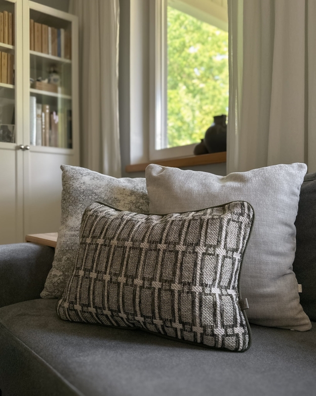 Beżowo-zielony zestaw poduszek na kanapę No. 3