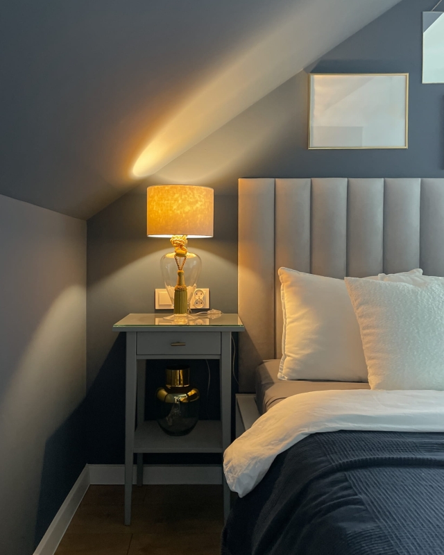 Biało-złoty abażur do lampki nocnej walec 25 cm ORO