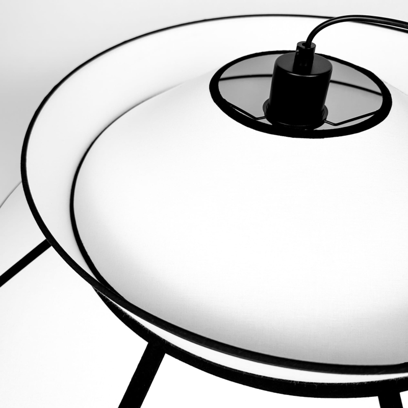 Duża biało-czarna lampa wisząca ONVI II.