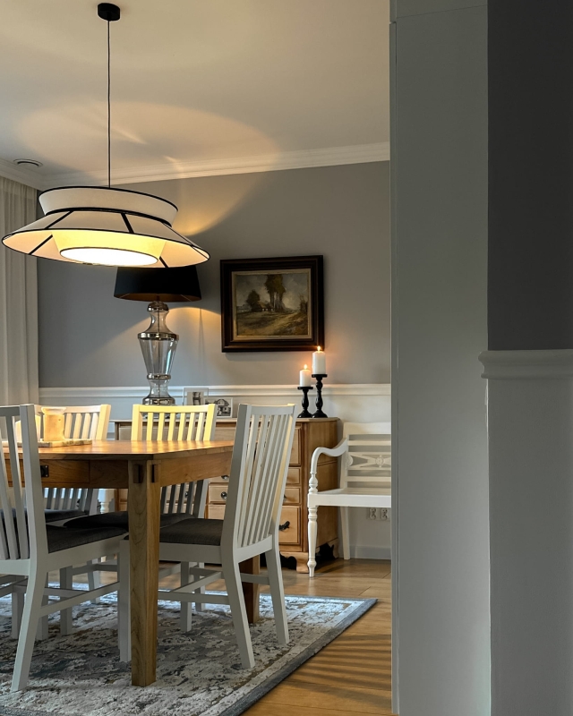 Duża biało-czarna lampa wisząca do salonu ONVI II.