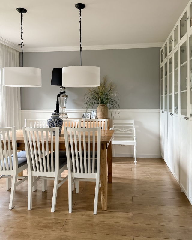 Duży owalny abażur w kolorze złamanej bieli do lampy wiszącej BASE 52 cm - detal.