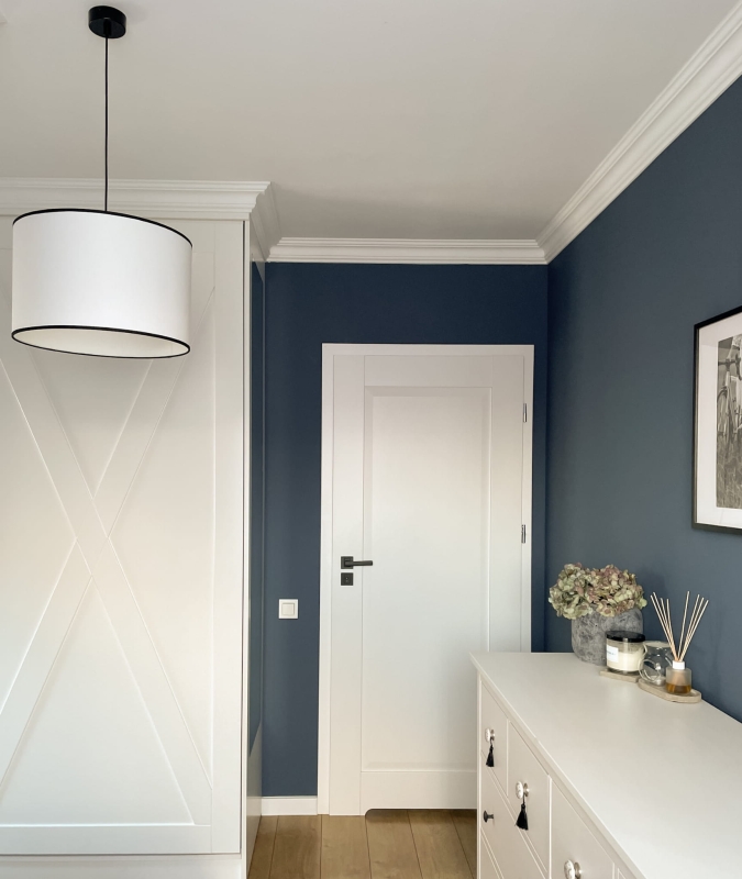 Biało-czarny abażur z gładkiej bawełny walec 38 cm BASE - aranżacja