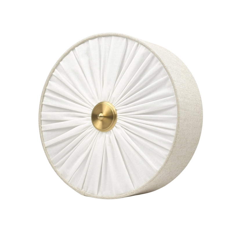 Elegancki lniany kinkiet z marszczoną blendą i mosiężnym dekorem PLISE BRASS II.