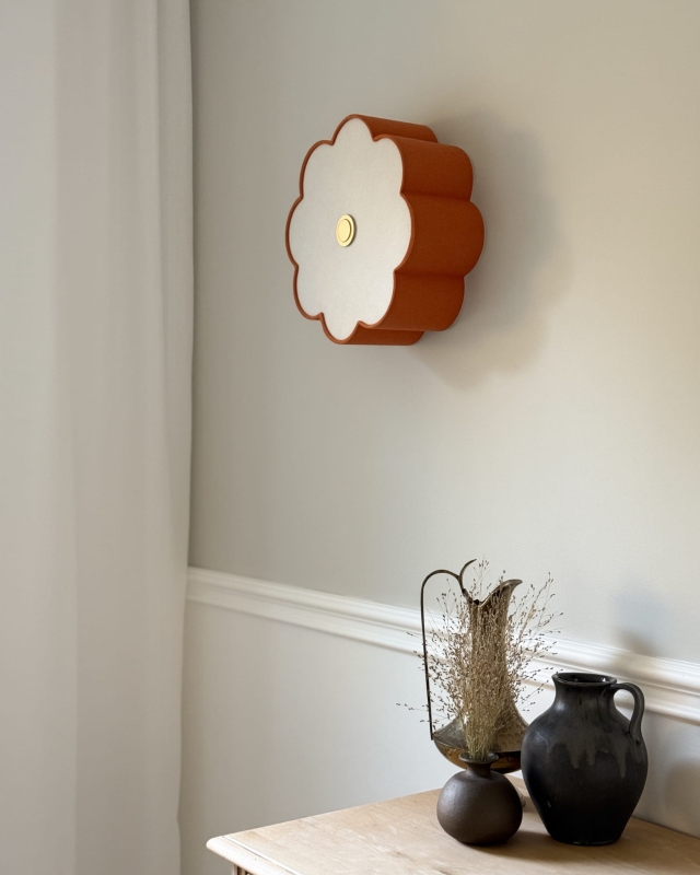 Pomarańczowy kinkiet w kształcie kwiatu AUREA GOLD.