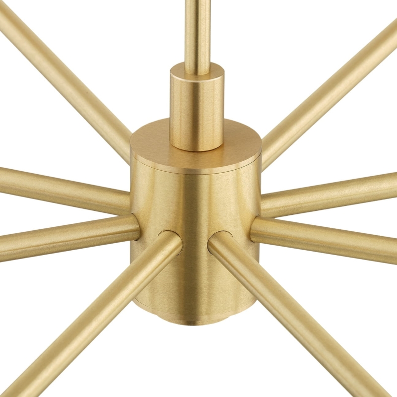 Mosiężny szczotkowany żyrandol ośmioramienny z satynowymi beżowymi abażurami PRINCETON 8 - detal.