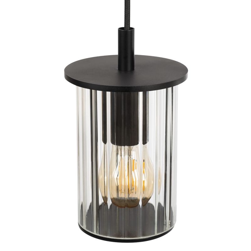Czarna lampa wisząca ogrodowa z kloszem z ryflowanego szkła w kształcie tuby NORFOLK.