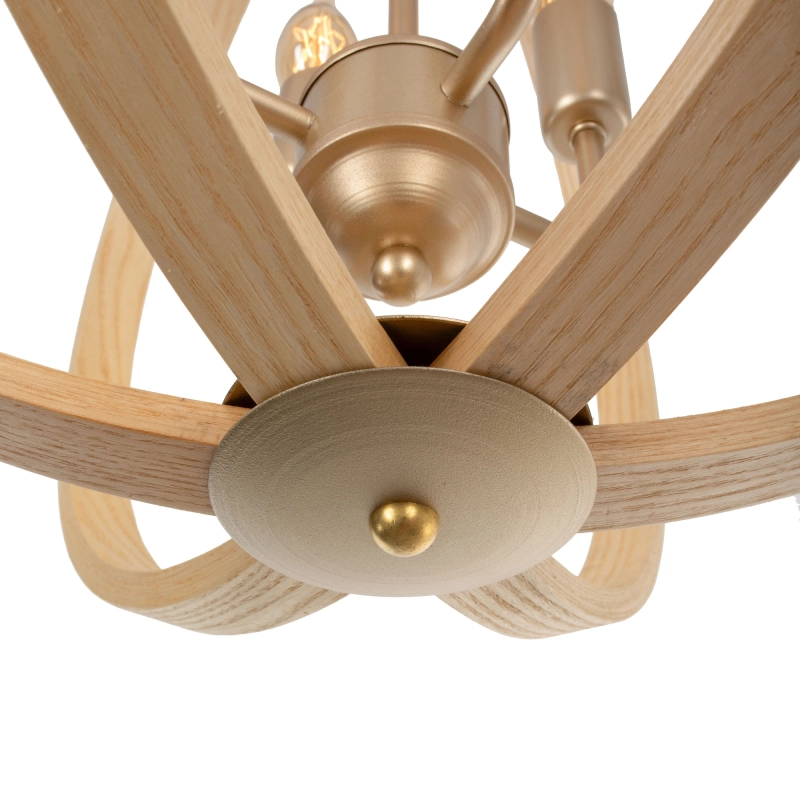 Złota lampa wisząca z drewnianym kloszem w kształcie kuli w rustykalnym stylu MOON - detal.