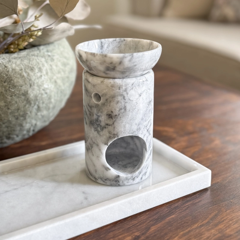 Szary kominek zapachowy z marmuru na wosk zapachowy MARBEA.
