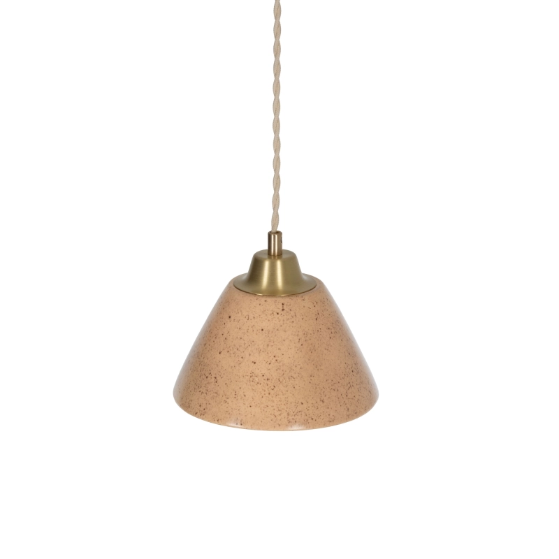 Mosiężna lampa wisząca z ceramicznym kloszem w kolorze złamanej bieli MILA CLASSIC Sandstone.