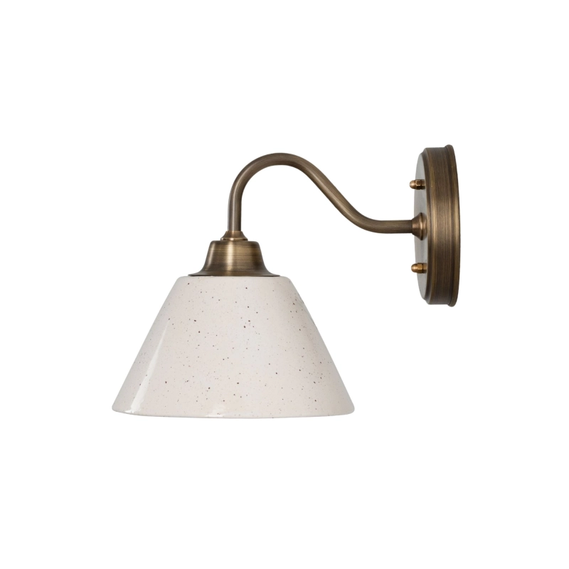Postarzanny mosiężny kinkiet z ceramicznym kloszem w kolorze złamanej bieli MILO PATINA Ivory.