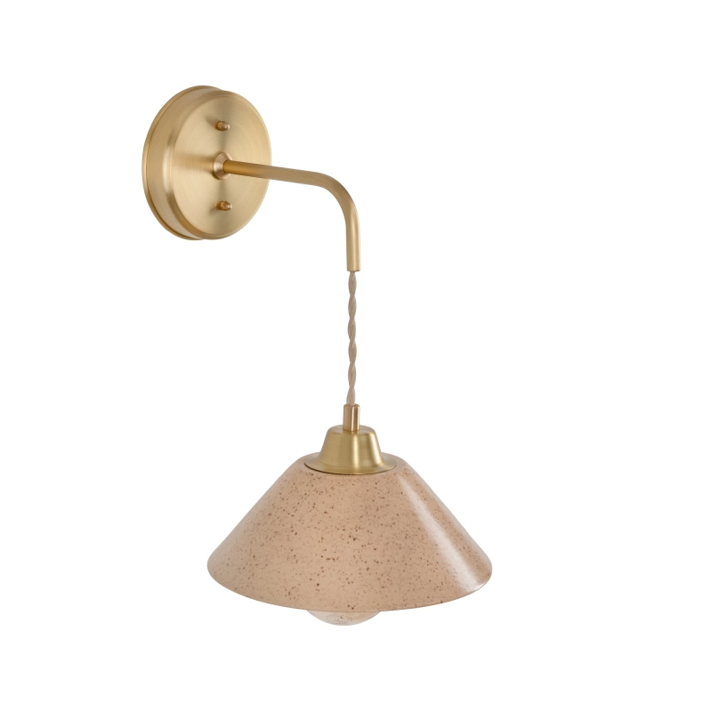 Mosiężny kinkiet z ceramicznym kloszem w kolorze ciepłego beżu LUMO CLASSIC Sandstone.