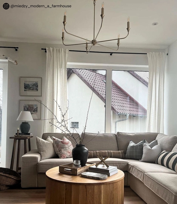 Złoty żyrandol do. salonu CHIC M.