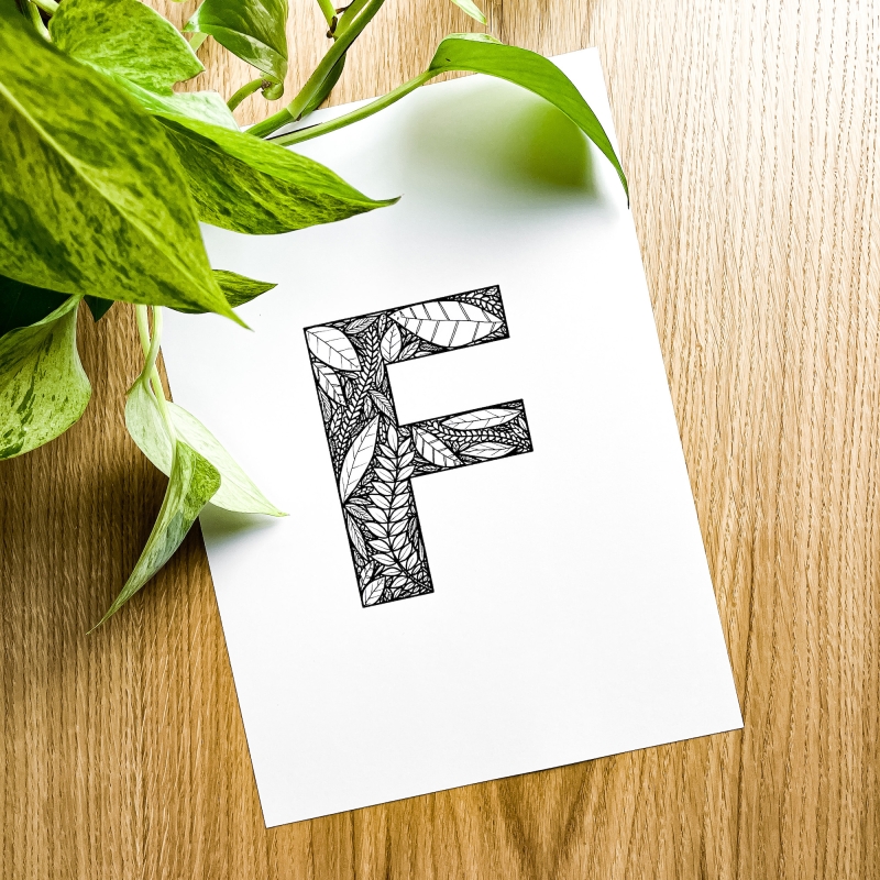 Plakat posiadający motyw roślinny z możliwością personalizacji - litera F
