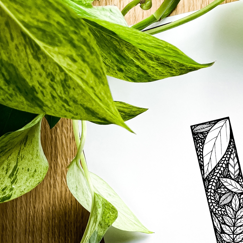 Plakat posiadający motyw roślinny z możliwością personalizacji - litera I - detal