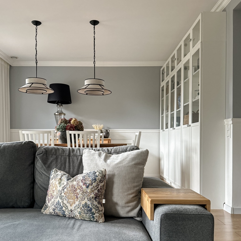 Beżowy zestaw poduszek na kanapę No. 8