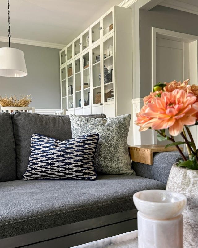 Szaro-granatowy zestaw poduszek na kanapę No. 21