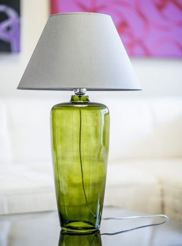 Butelkowozielona lampa stołowa BILBAO GREEN.