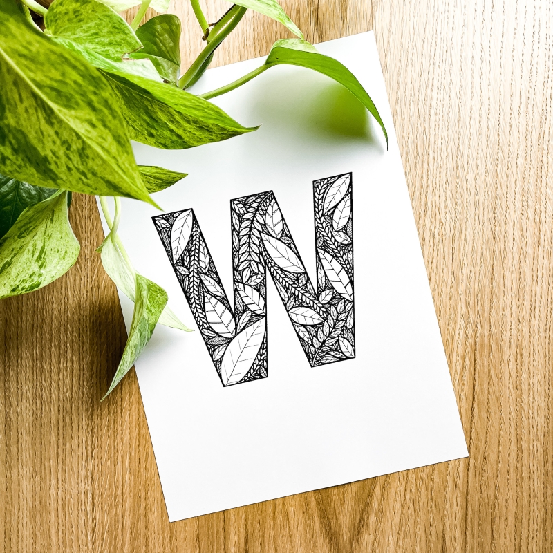 Plakat posiadający motyw roślinny z możliwością personalizacji - litera W