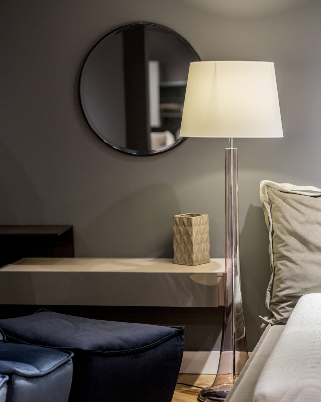 Miedziana szklana lampa podłogowa ZURICH TRANSPARENT COPPER