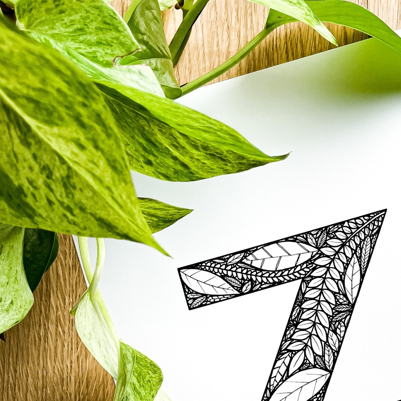 Plakat posiadający motyw roślinny z możliwością personalizacji - litera Z - detal