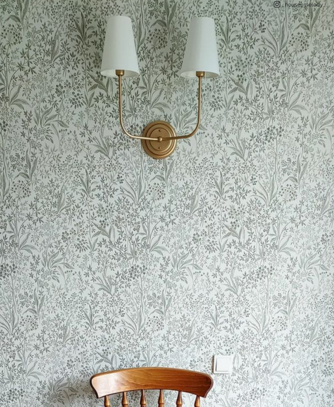 Kinkiet podwójny złoty ELEGANCE w aranżacji.