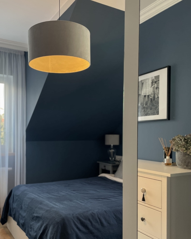 Jasnoszary abażur welurowy walec 50 cm BASE VELVET - aranżacja