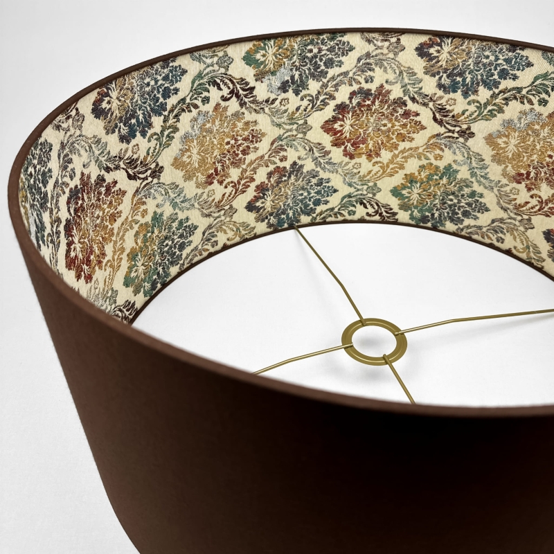 Brązowy abażur z ornamentowym wzorem wewnątrz - walec 50 cm - detal