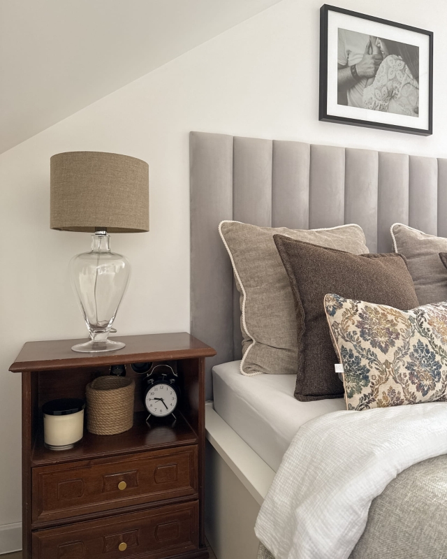 Lniany abażur do lampki nocnej walec 25 cm ILIA - aranżacja