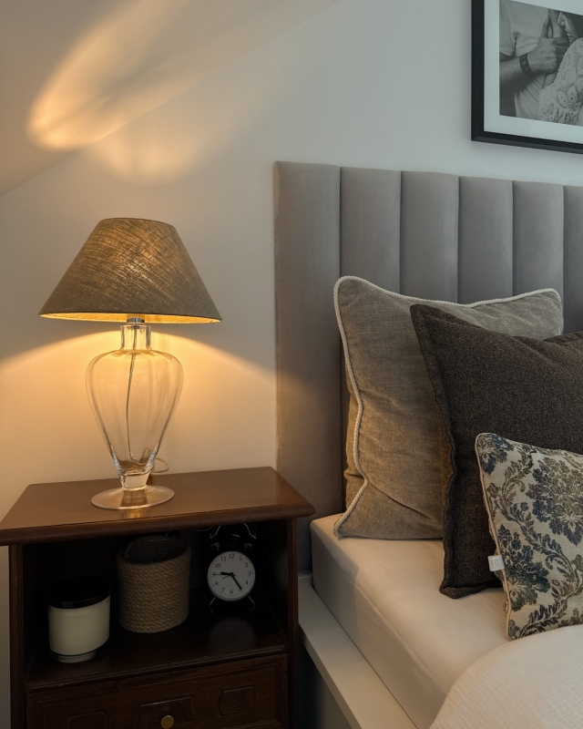 Lniany abażur stożek 30 cm ILIA - aranżacja