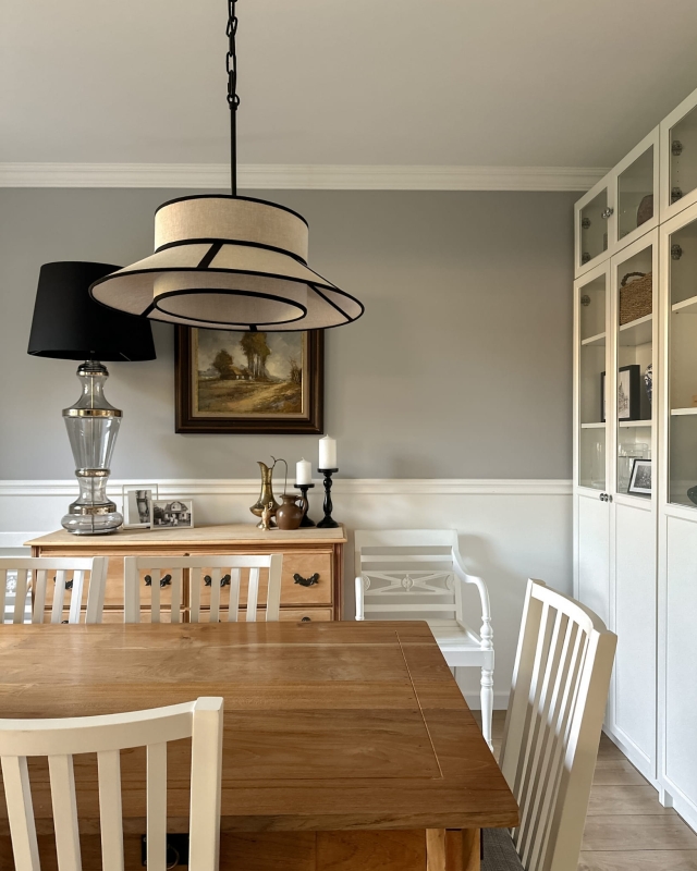 Lniana lampa wisząca na łańcuchu ONVI I len - aranżacja