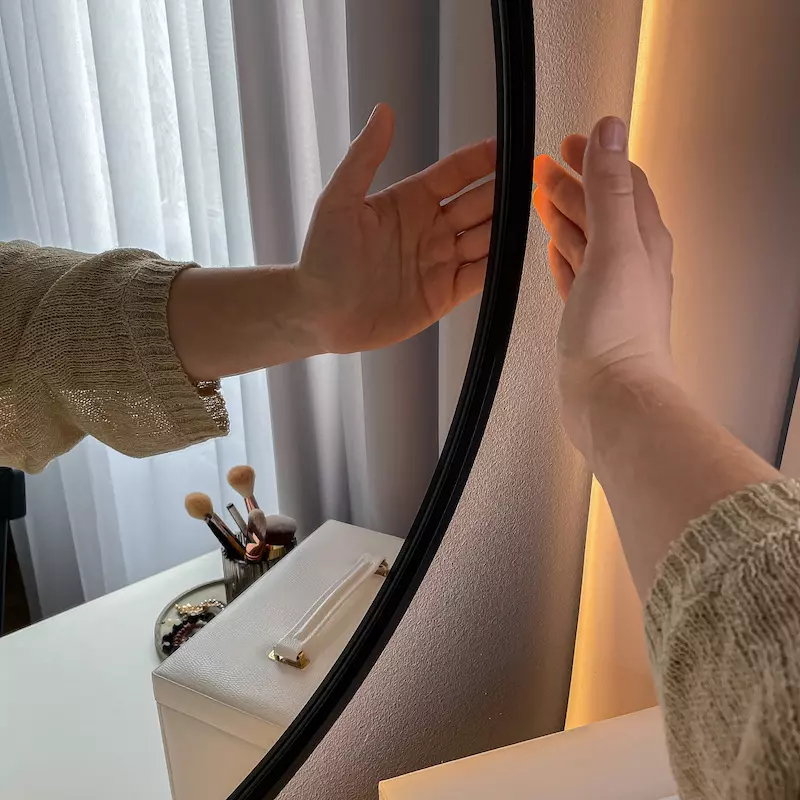 Lustro podświetlane Scandi Slim Giera Design